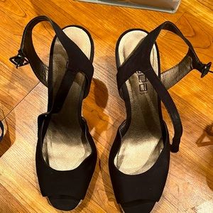 Moda Spana Size 8.5 Black Peep Toe Espadrille Wedge Heels Sandals Shoes